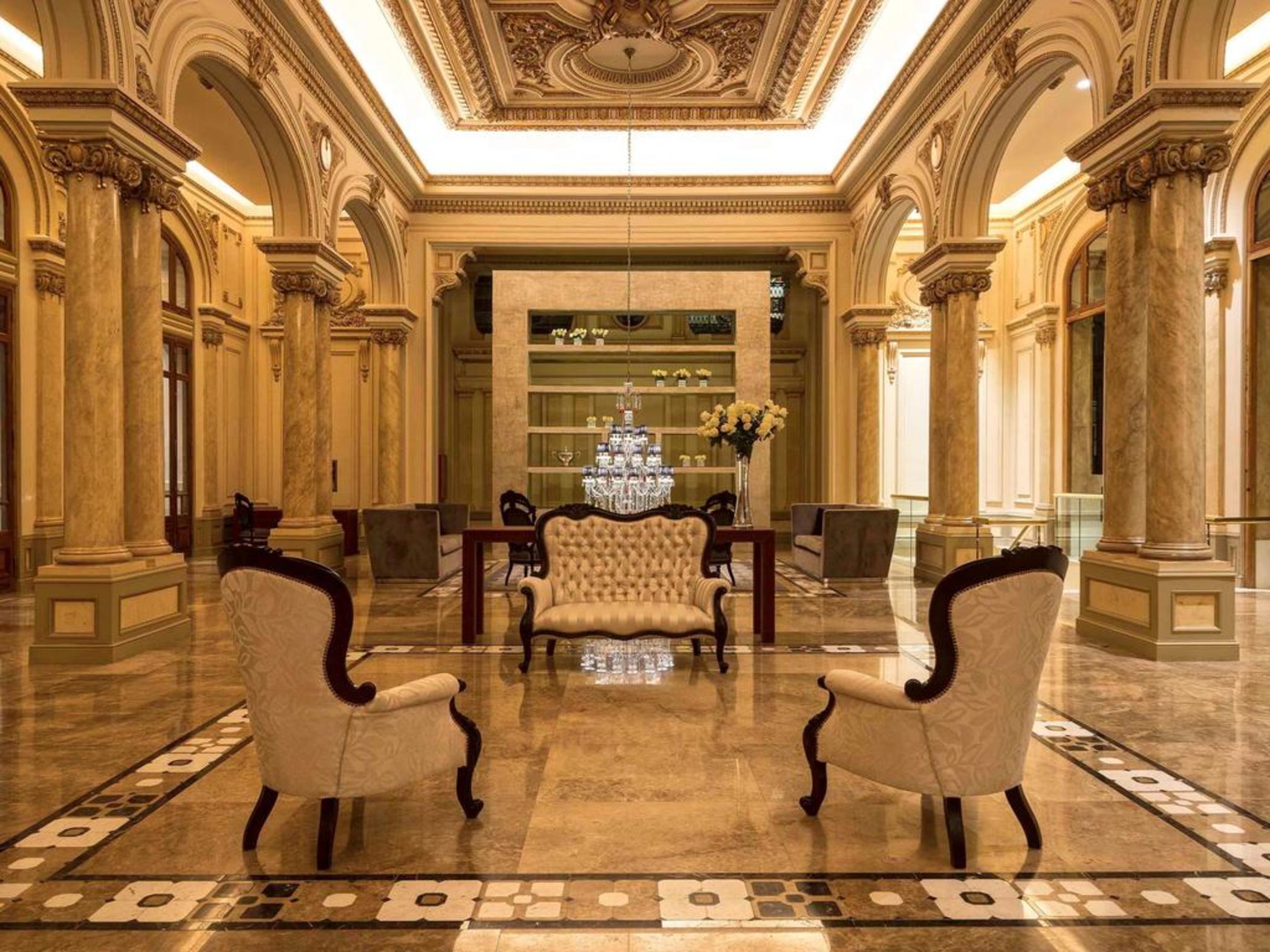 Sofitel Montevideo Casino Carrasco & Spa Luaran gambar The lobby of the hotel