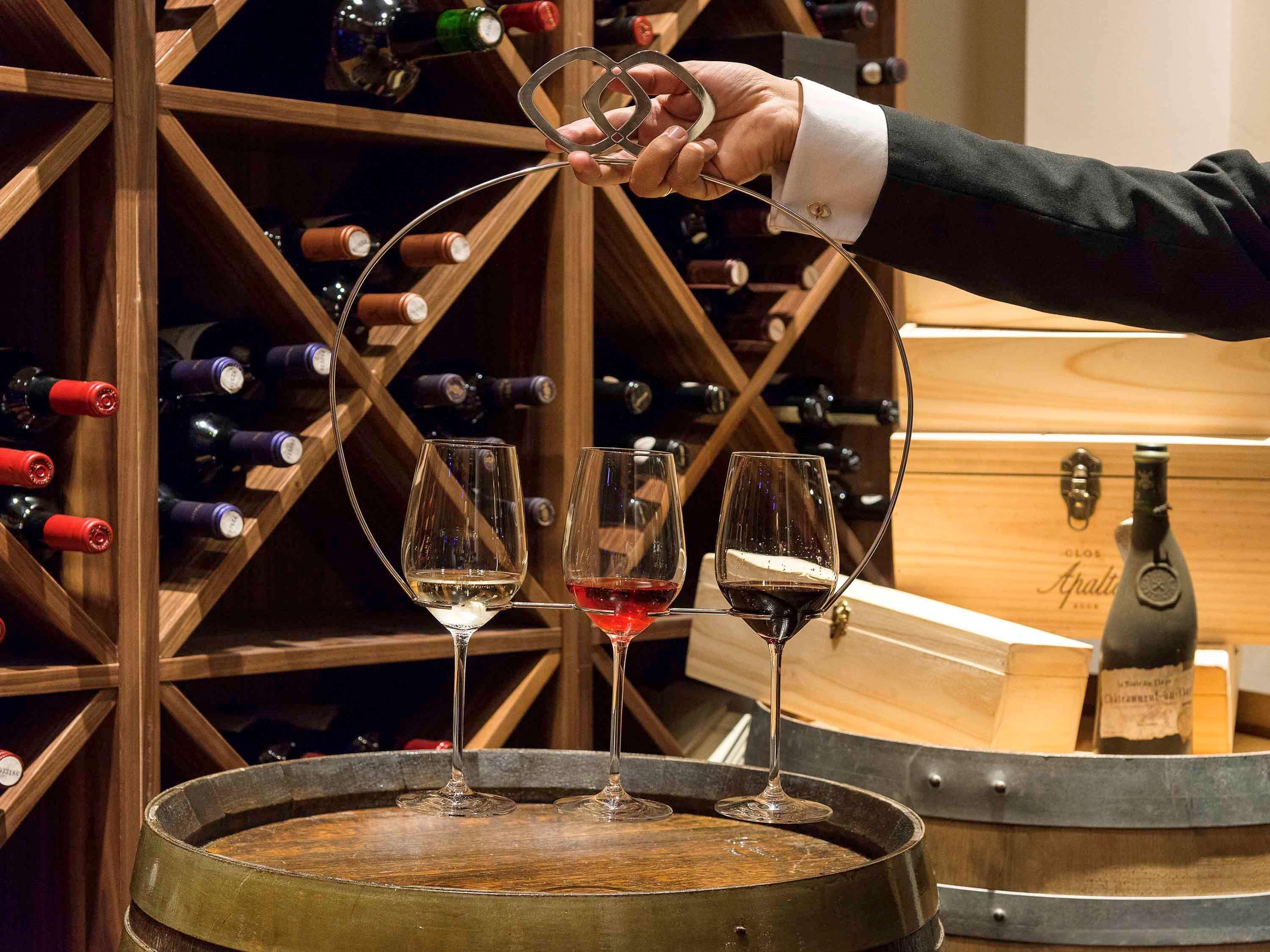 Sofitel Montevideo Casino Carrasco & Spa Luaran gambar Wine tasting