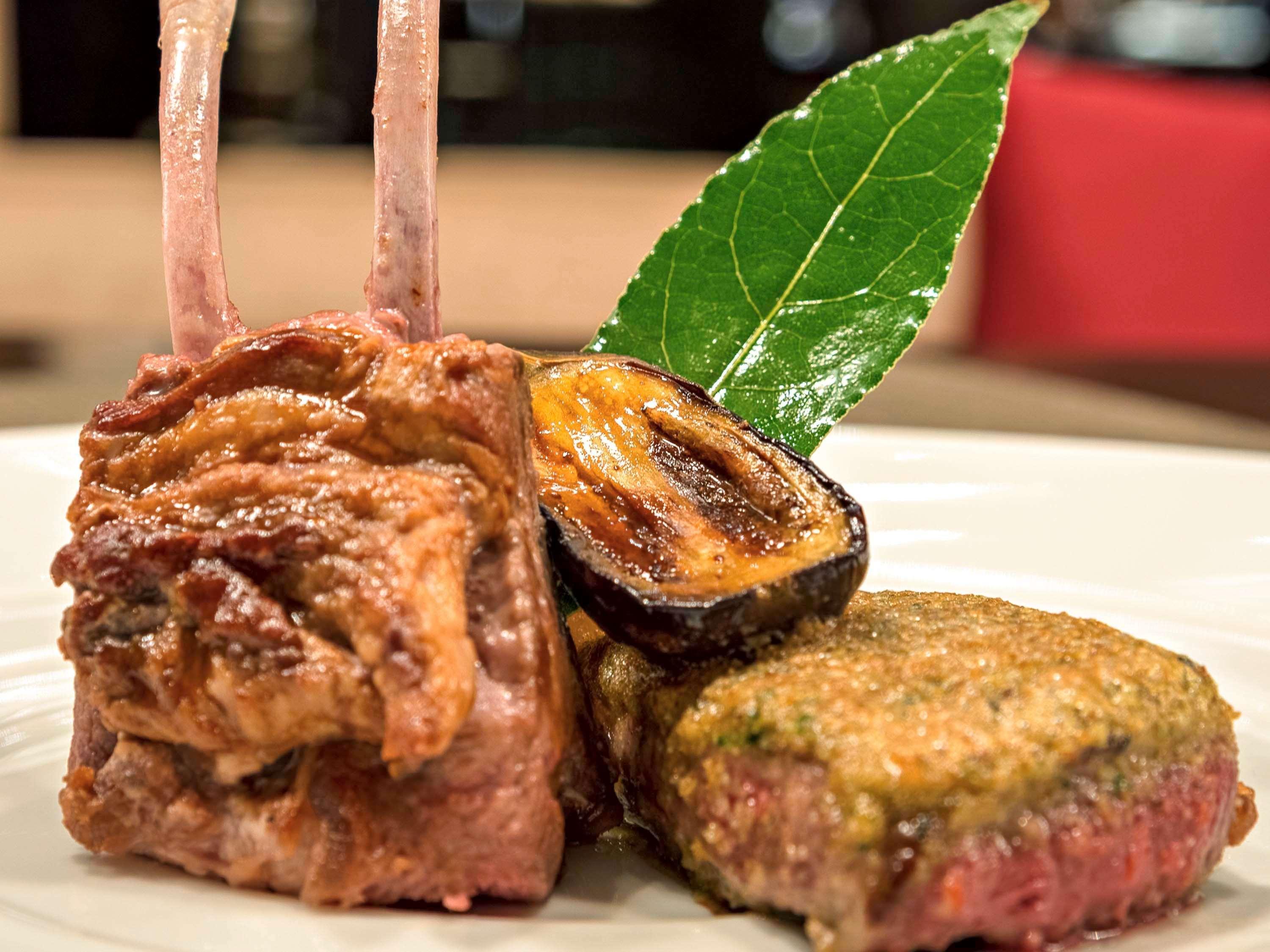 Sofitel Montevideo Casino Carrasco & Spa Luaran gambar Aubergine and beef