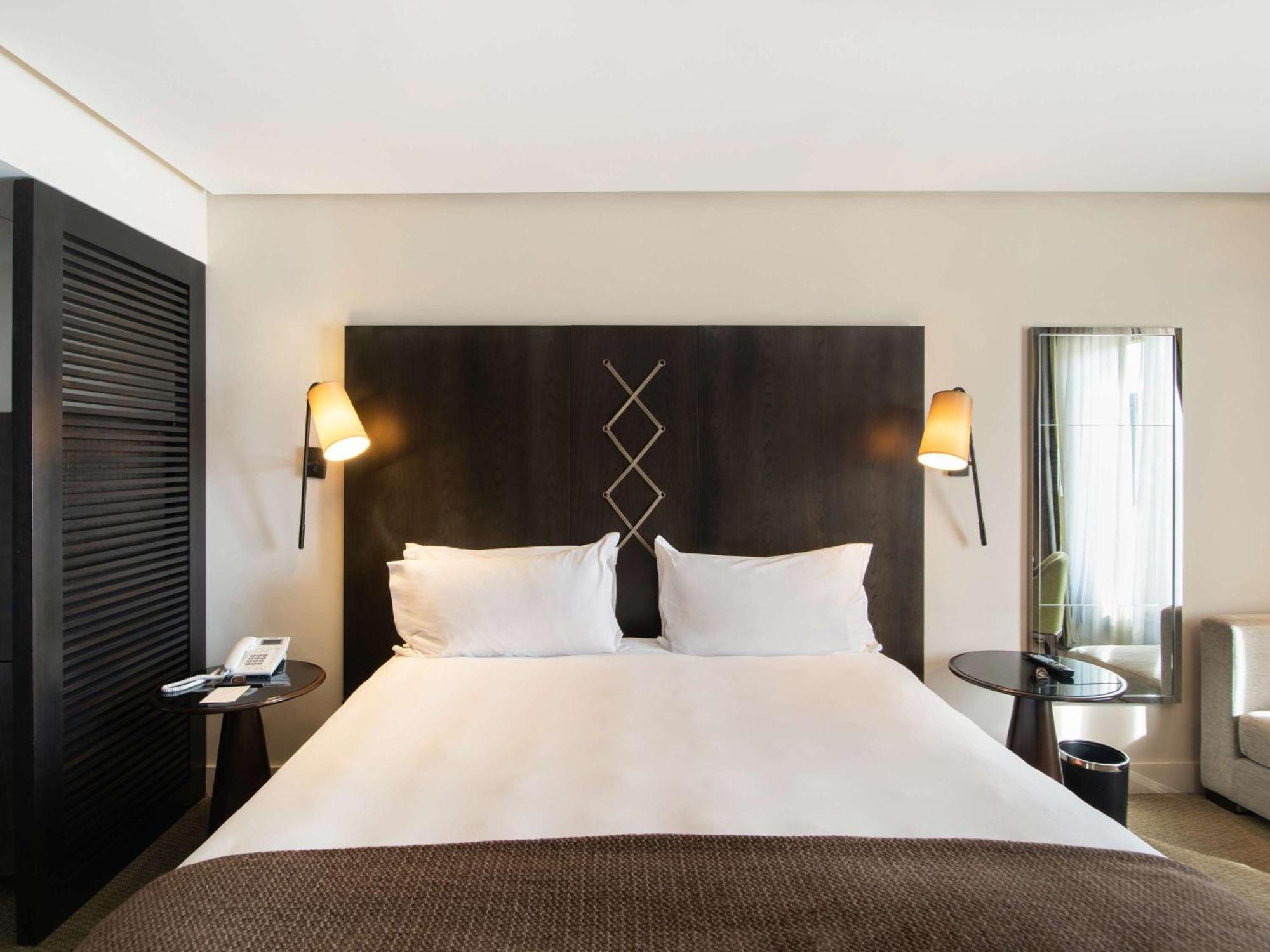 Sofitel Montevideo Casino Carrasco & Spa Luaran gambar A bedroom at the hotel